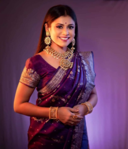 Ashwini Mahangade Indian actress Wiki, Bio, Profile, Caste and Family ...